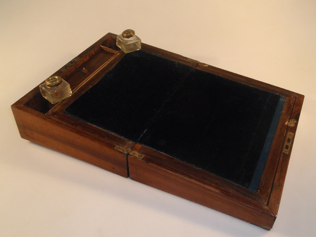 Appraisal: A Victorian rosewood writing box inlaid with mother-of-pearl the interior