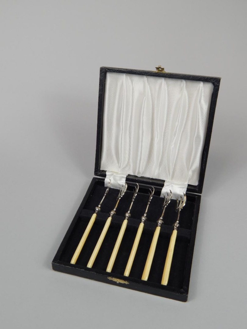 Appraisal: A set of six Edwardian small silver forks each with