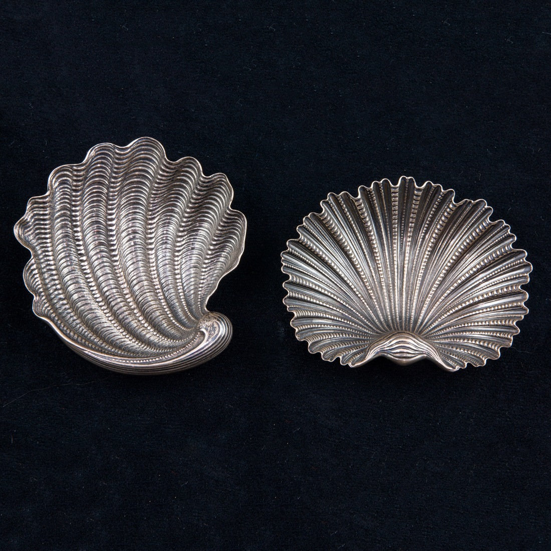 Appraisal: A PAIR BUCCELLATI STERLING SHELL FORM DISHES A pair Buccellati