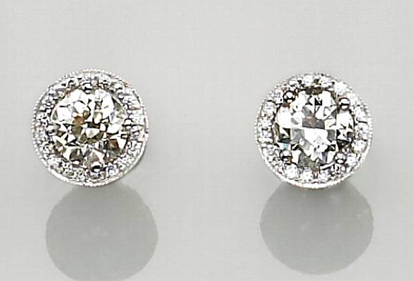 Appraisal: the round brilliant-cut diamonds weighing and carats each within a