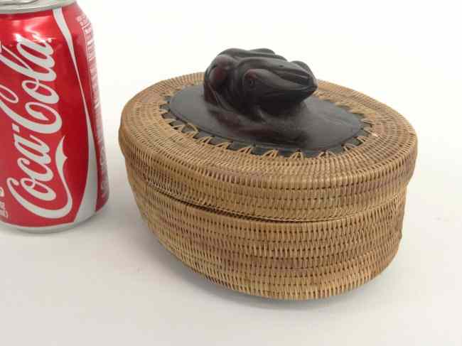 Appraisal: Haida Tribe Northwest Coast basket with frog on lid ''