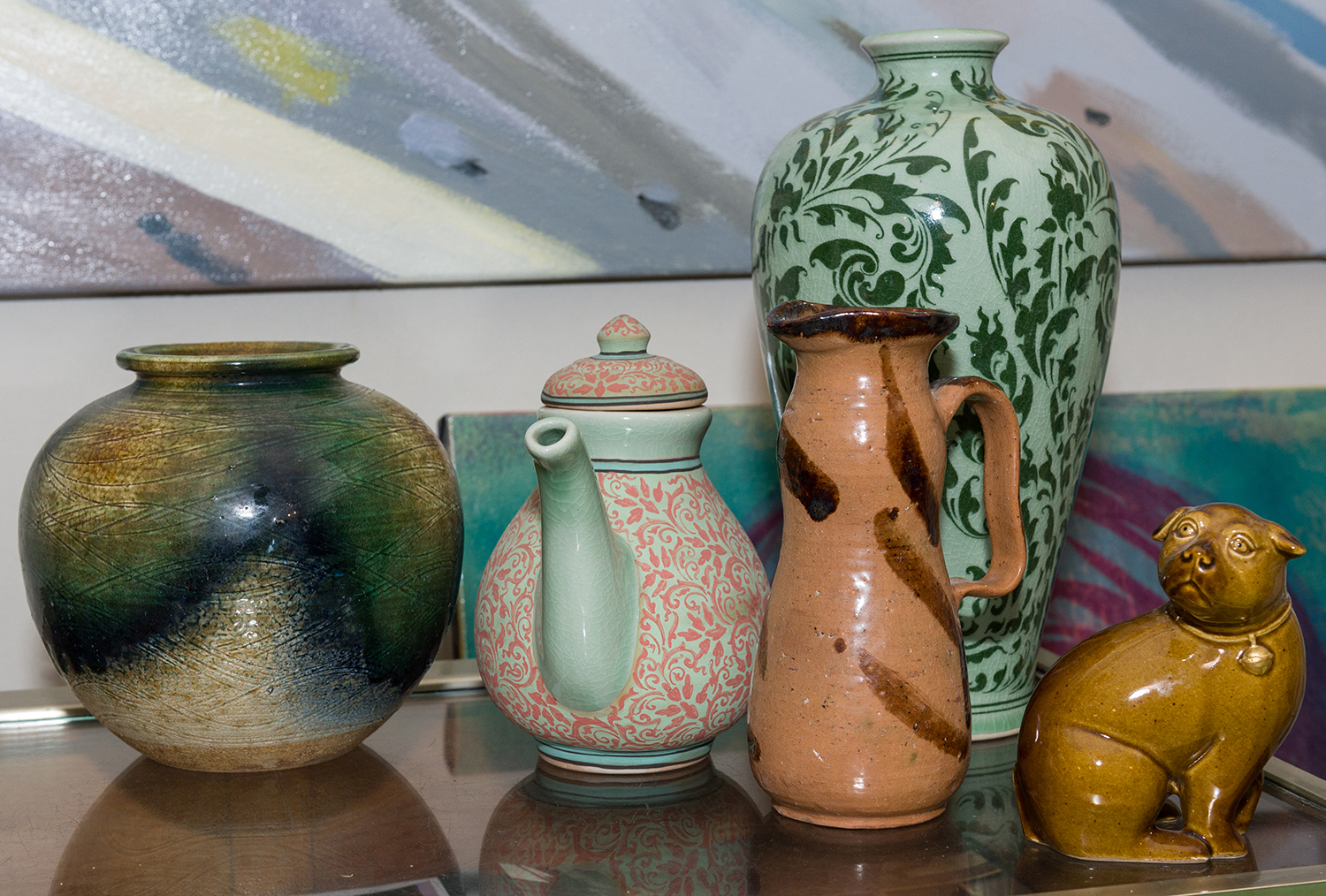 Appraisal: A COLLECTION OF POTTERY INCLUDING JAPANESE VASE AND THAI TEAPOT