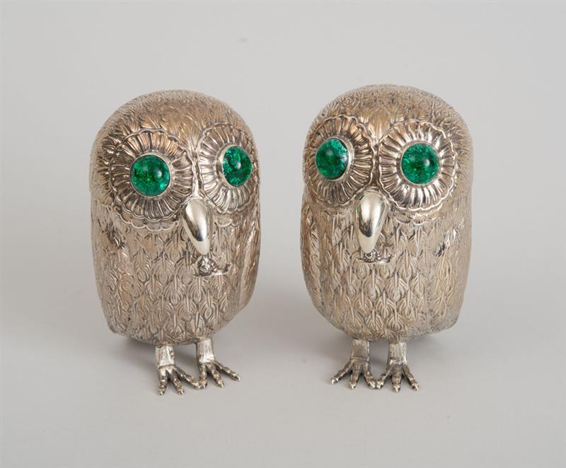 Appraisal: PAIR OF CONTINENTAL SILVER-PLATED OWL-FORM SAUCE TUREENS AND LADLES Impressed