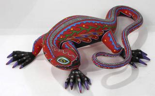 Appraisal: Oaxacan Mexican polychrome decorated wood lizard Oaxacan Mexican polychrome decorated