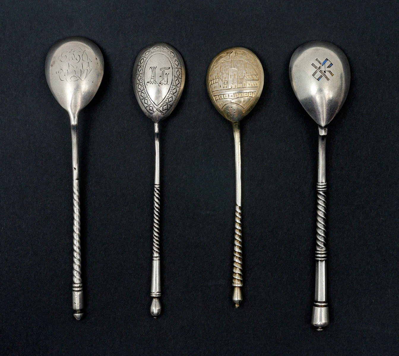 Appraisal: RUSSIAN SILVER TEASPOONS Approx troy ounces An assembled collection of