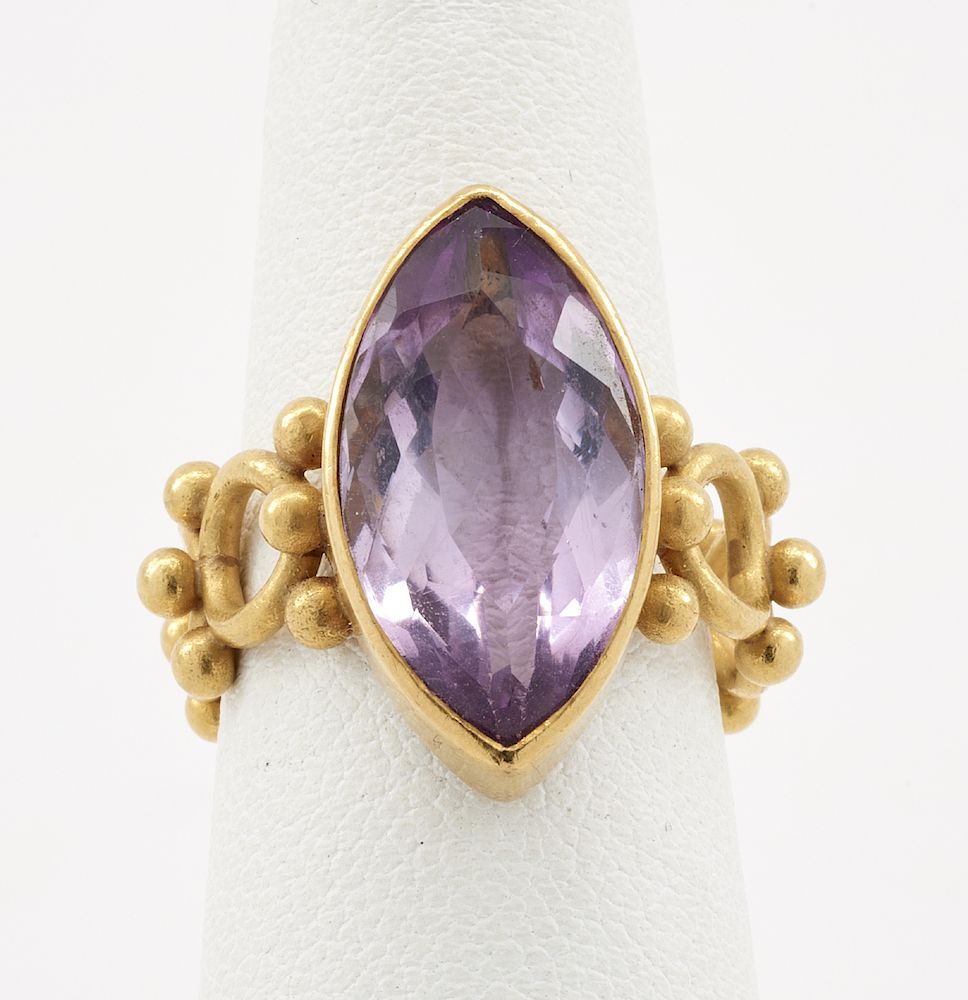 Appraisal: k Gold amethyst ring k Gold and faceted amethyst marquis