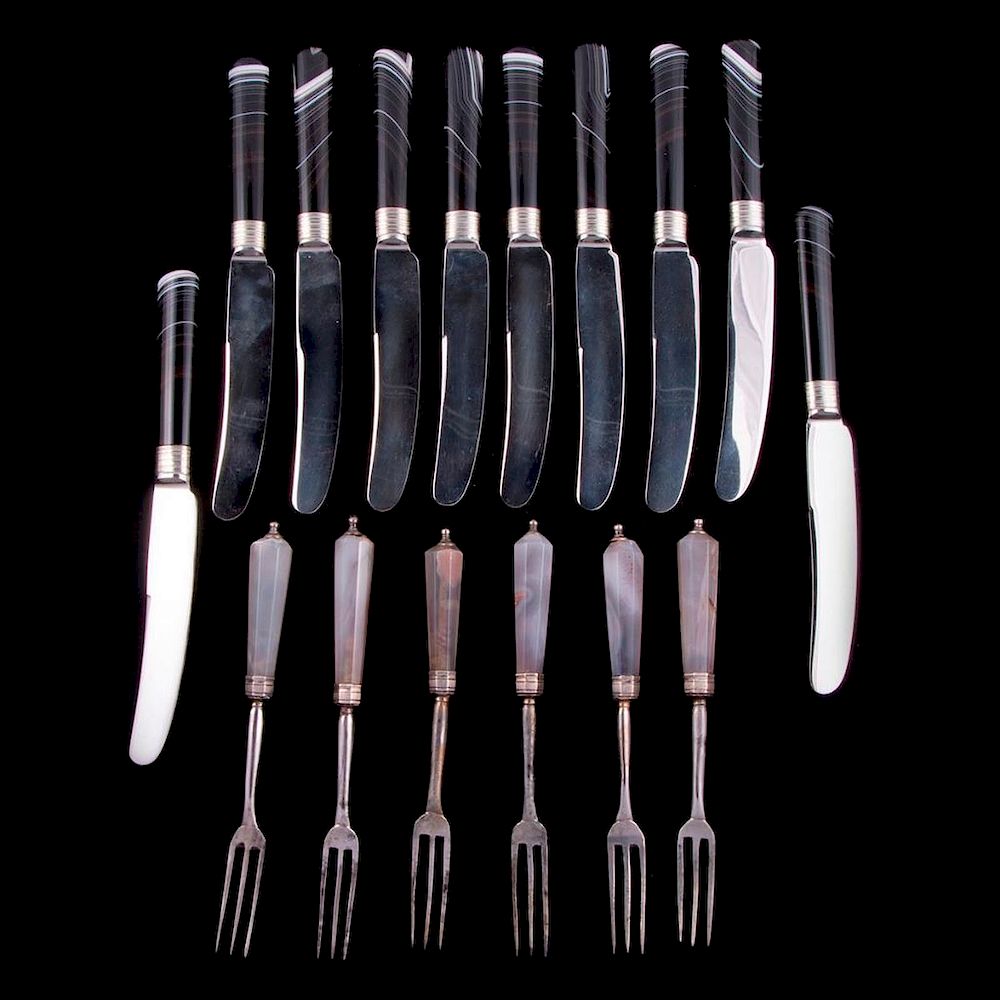 Appraisal: Sixteen pieces of agate handled cutlery Sixteen pieces of agate