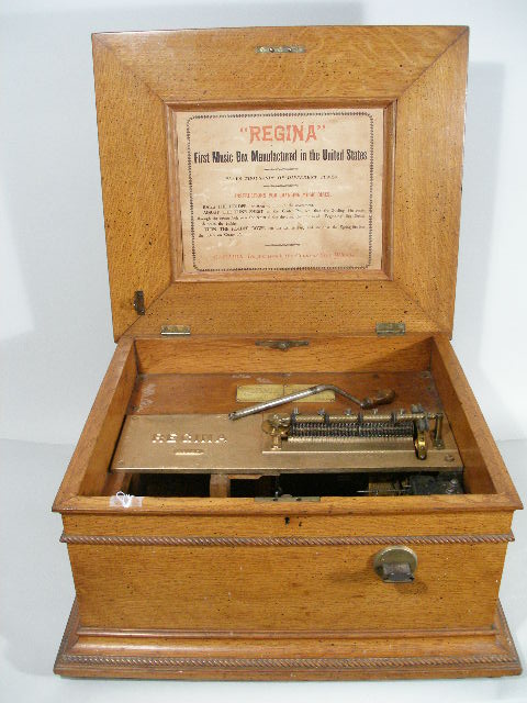 Appraisal: Antique Regina Music Box Regina single comb music box for