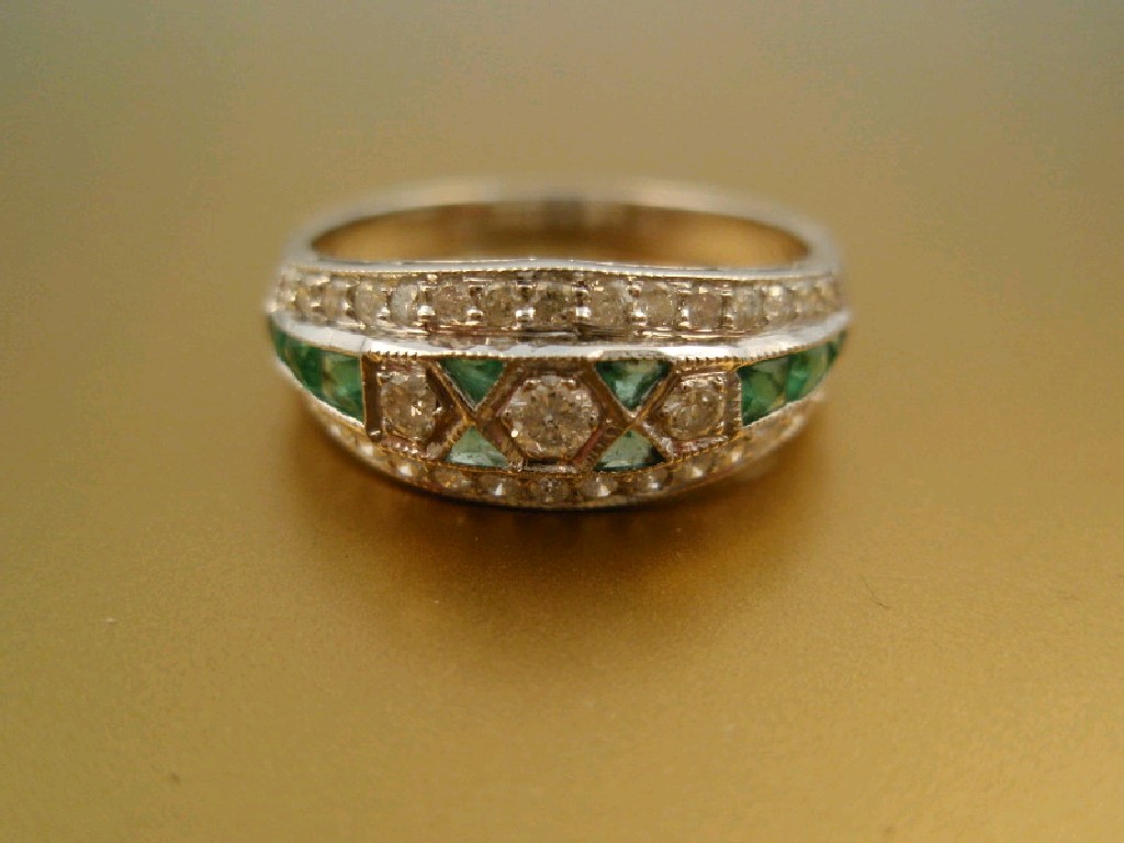 Appraisal: A 's style cocktail ring set with green and white