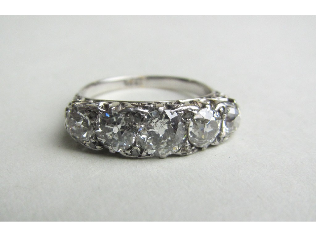 Appraisal: Victorian ct white gold diamond five stone ring with rose