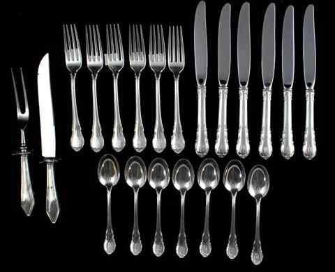 Appraisal: LUNT SILVER PART SERVICE including dinner knives dinner forks teaspoons