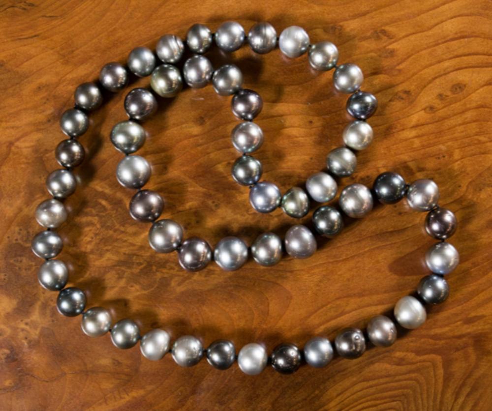 Appraisal: TAHITIAN PEARL OPERA LENGTH NECKLACE hand-knotted strand of large Tahitian