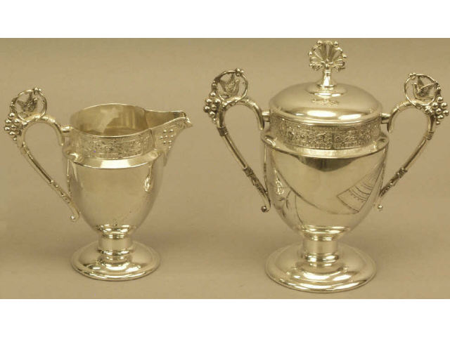 Appraisal: Unmarked silver plate creamer and sugar Estimate -