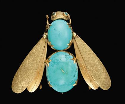 Appraisal: Large karat yellow gold and turquoise bee brooch Marked k