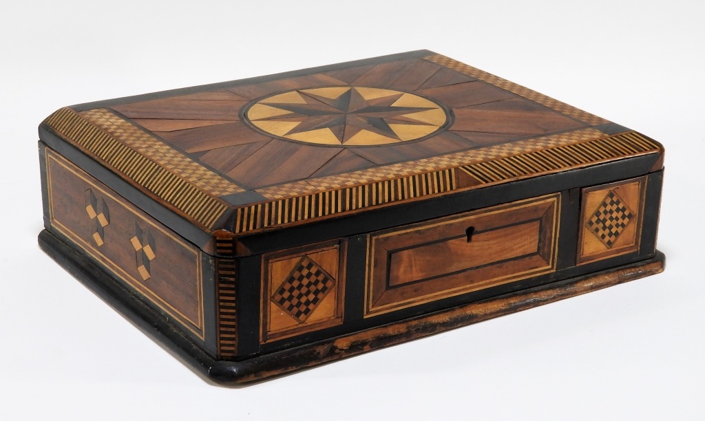 Appraisal: CARVED INLAID STAR CHECKERBOARD DOCUMENT BOX Europe th CenturyHinged top