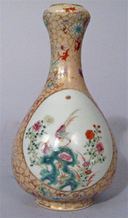 Appraisal: Chinese famille rose garlic head vase qianlong mark late th