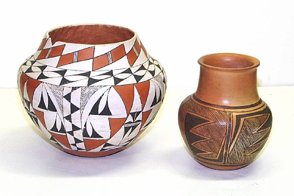 Appraisal: Two Pueblo jars An Acoma polychrome example and a Hopi