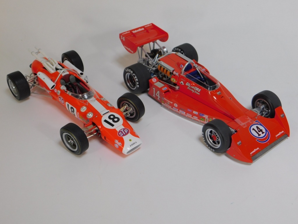 Appraisal: CAROUSEL INDY GRAND PRIX DIECAST CARS Includes two models