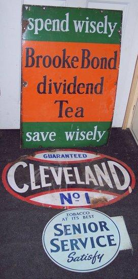 Appraisal: An oval two-sided enamel sign Guaranteed Cleveland No cm wide