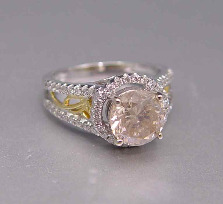 Appraisal: K CTW DIAMOND RING K white with yellow gold ring