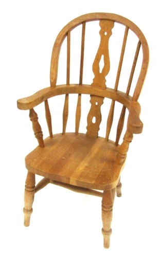 Appraisal: A beech child's Windsor chair cm high