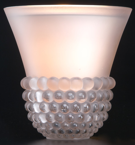 Appraisal: R LALIQUE Reflecteur lamp Graines clear and frosted with original