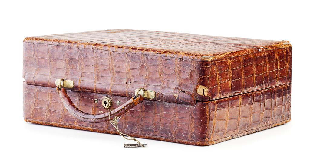 Appraisal: YASPREY ALLIGATOR SKIN JEWELLERY CASE CIRCA the interior with a