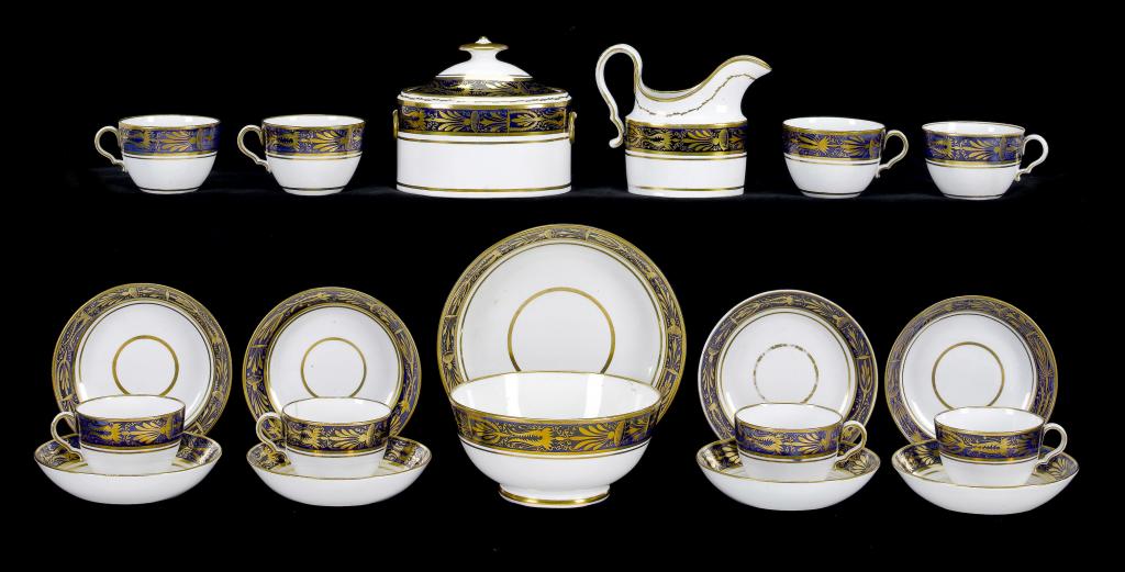 Appraisal: A SPODE TEA SERVICE of Bute shape with cobalt and