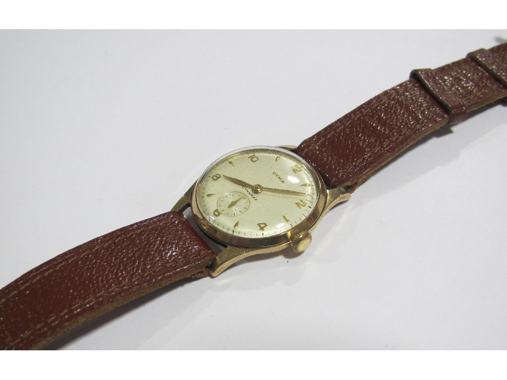 Appraisal: Gents 's ct gold cased Cyma wrist watch on brown