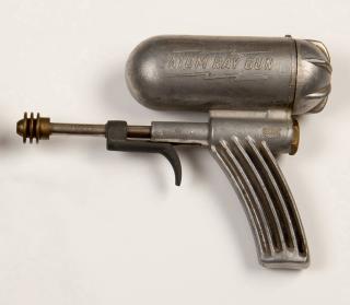 Appraisal: Atom Ray Gun Squirt Gun Atom Ray Gun Squirt Gun