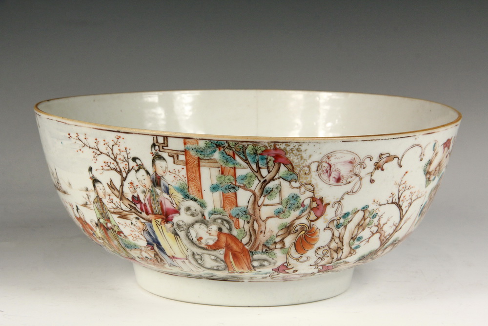 Appraisal: CHINESE EXPORT BOWL - Rare Mandarin Bowl for the French