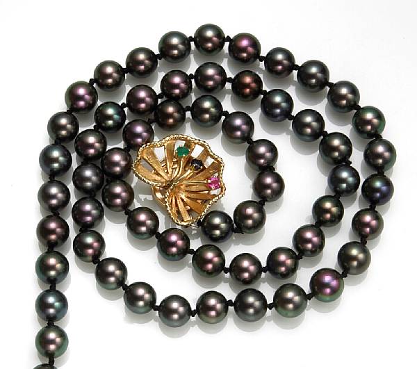 Appraisal: A black freshwater cultured pearl and k gold necklace pearls