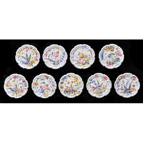 Appraisal: A set of nine Nove maiolica plates early th c