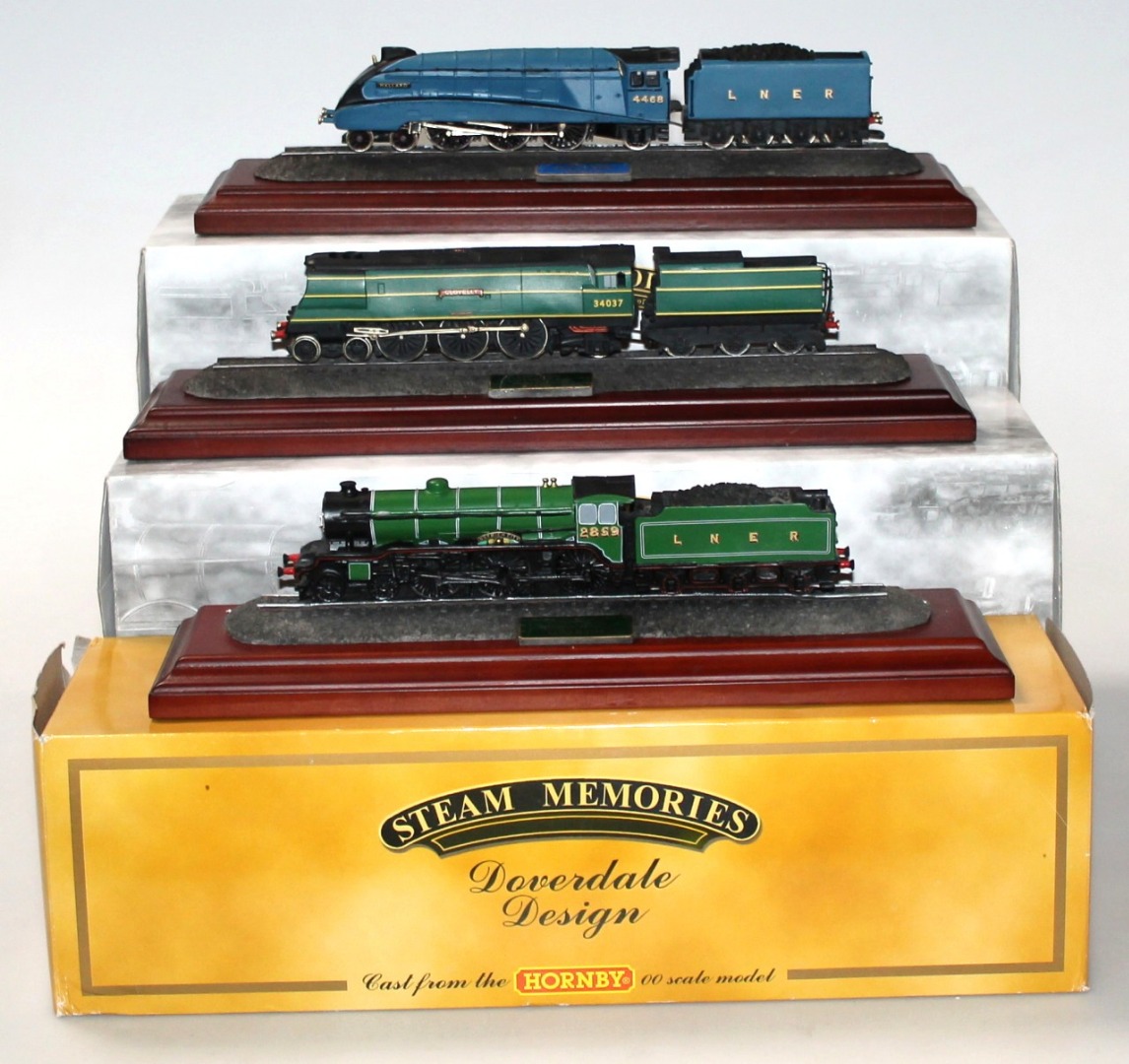 Appraisal: A Hornby Steam Memories OO scale model group Clovelly West