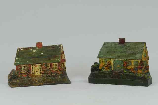 Appraisal: LOT OF TWO COTTAGE DOORSTOPS National Foundry cat on red