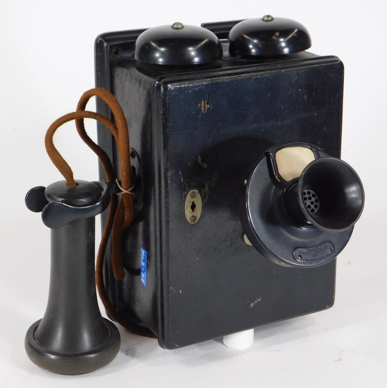 Appraisal: C WESTERN ELECTRIC TYPE R WOOD TELEPHONE United States Circa