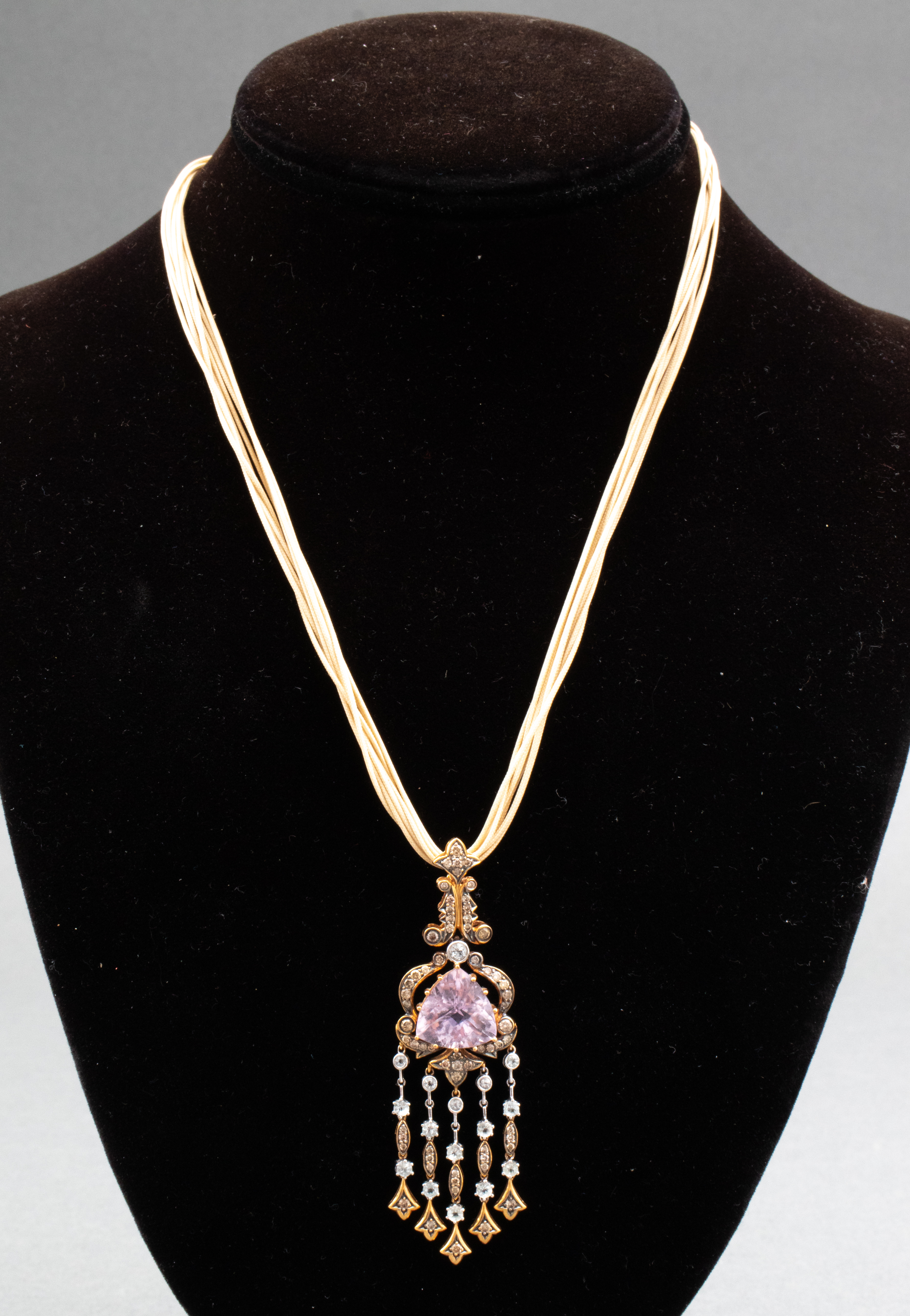 Appraisal: K GOLD KUNZITE DIAMOND PENDANT K CORD NECKLACE Edwardian style