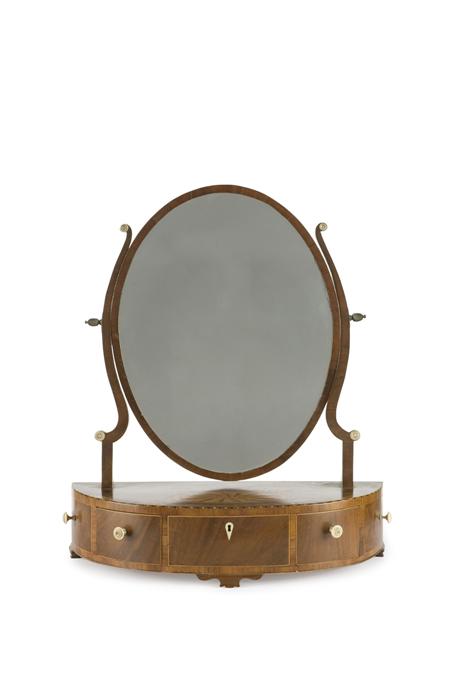 Appraisal: A George III mahogany and marquetry toilet mirror oval glass