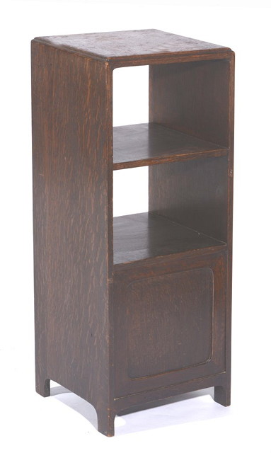 Appraisal: A HEALS OAK SIDE CUPBOARD with two open shelves and