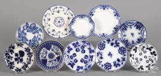 Appraisal: Twelve assorted blue and white porcelain plates to include flow