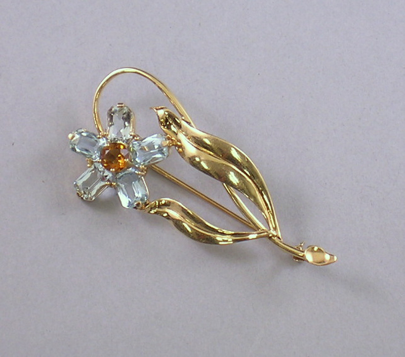 Appraisal: kt Gold Aquamarine and Citrine Flower Brooch lg in