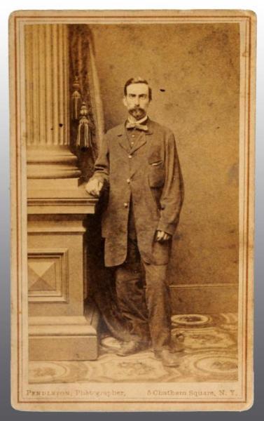 Appraisal: Unidentified Union Soldier CDV Description Full standing studio view with