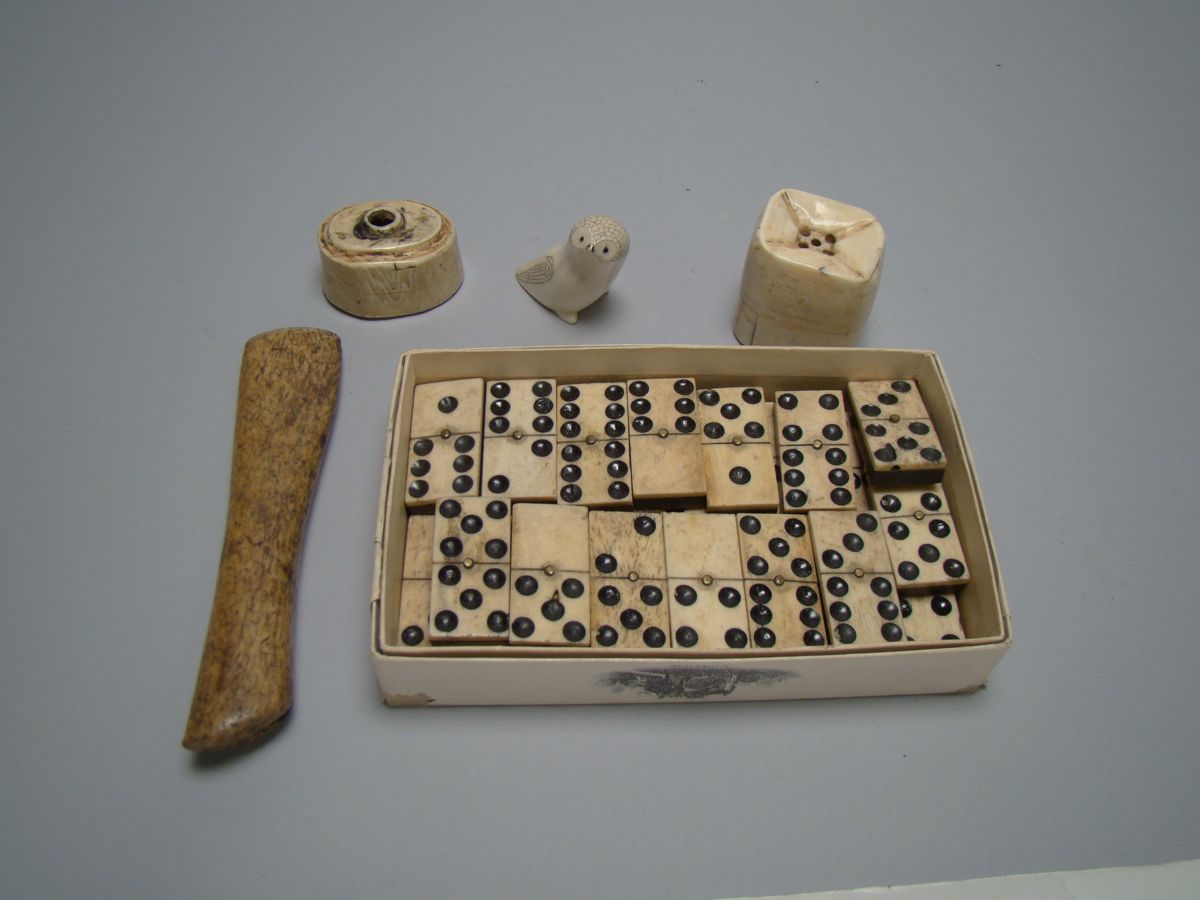 Appraisal: LOT OF WHALE IVORY AND BONE ITEMS Including dominoes inkwell