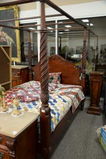 Appraisal: Ethan Allen four post plantation canopy bed queen size ht