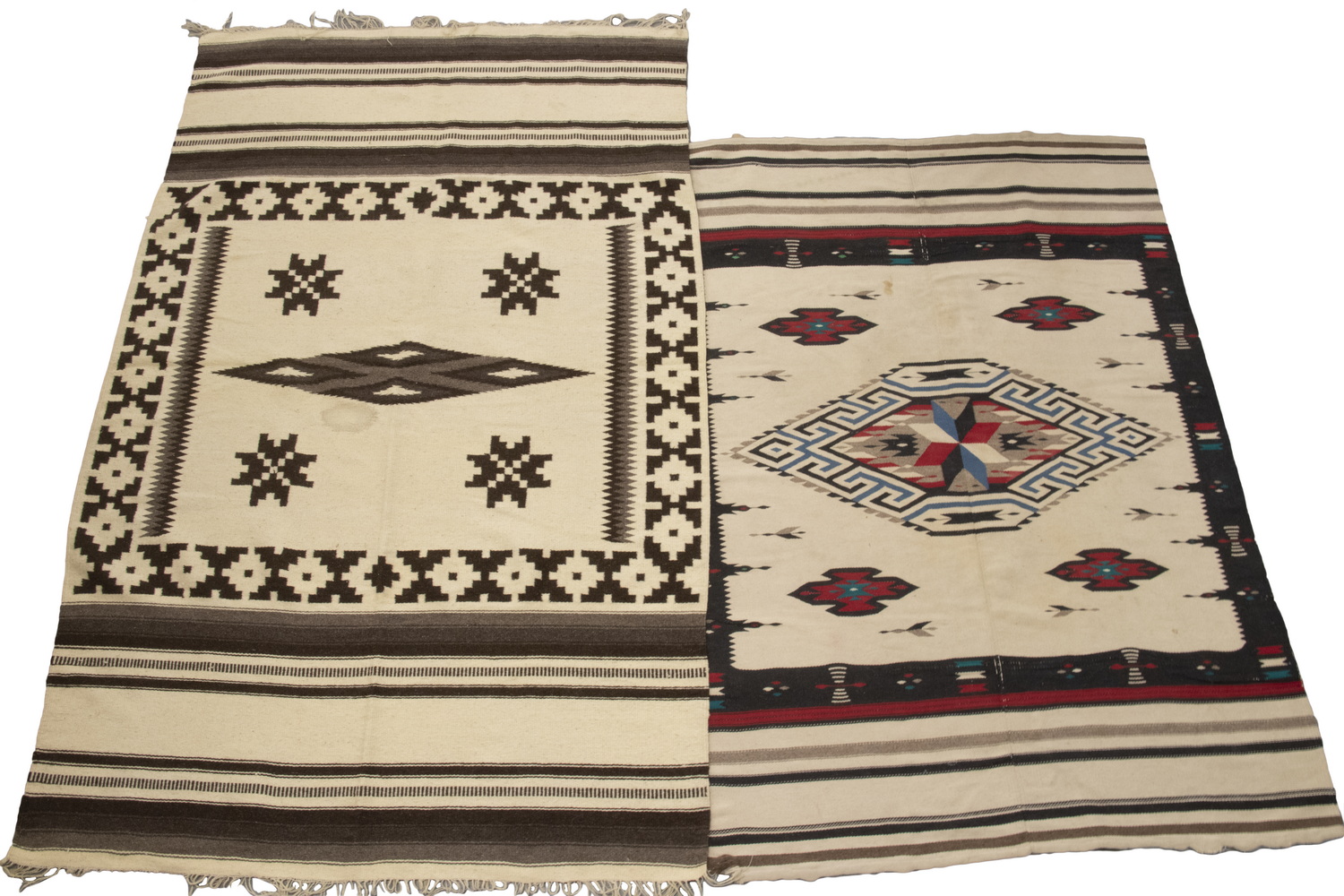 Appraisal: PCS NAVAJO TH C TEXTILES A RUG AND A BLANKET