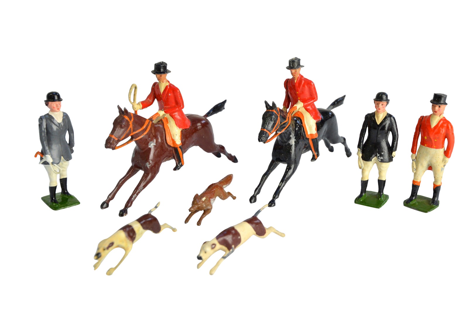 Appraisal: Britains hollow cast lead Hunting Series figures including fourteen mounted