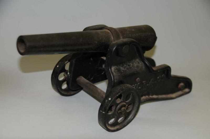 Appraisal: Cast Iron Winshester Cannon Condition Excellent Size L