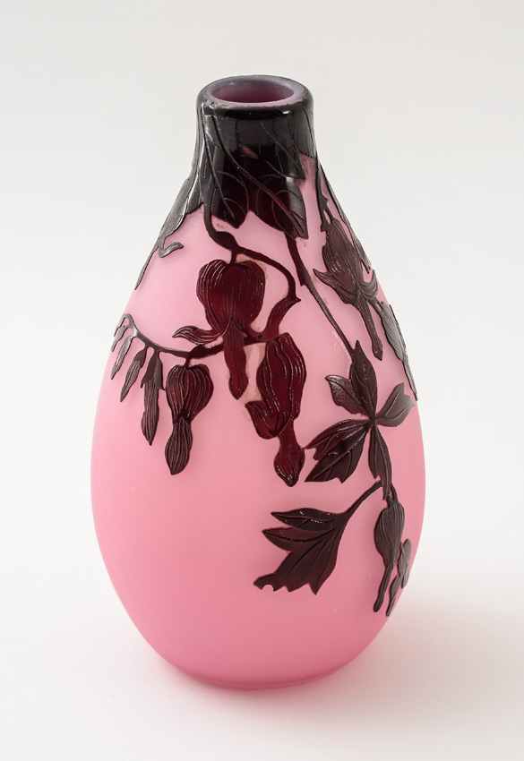 Appraisal: ANDRE DELATTE NANCY CAMEO GLASS VASE Ovoid form pink ground