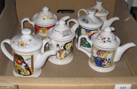 Appraisal: Wade Teapots depicting Teddy Bear Scenes