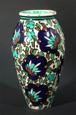 Appraisal: A Burmantoft's Faience Persian vase designed by Leonard King pattern